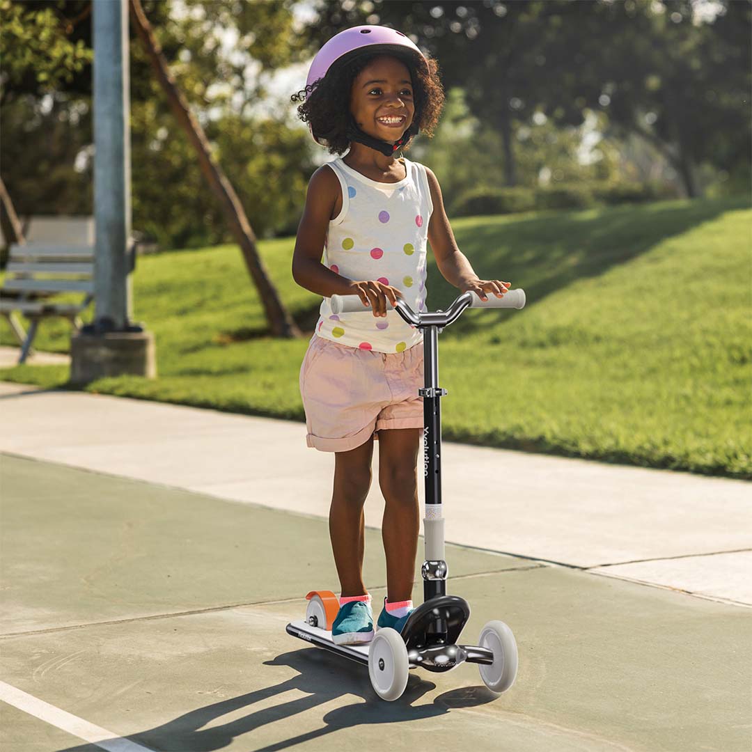 yvolution kinderstep classic glider - zwart | 03YS50K2 | 2