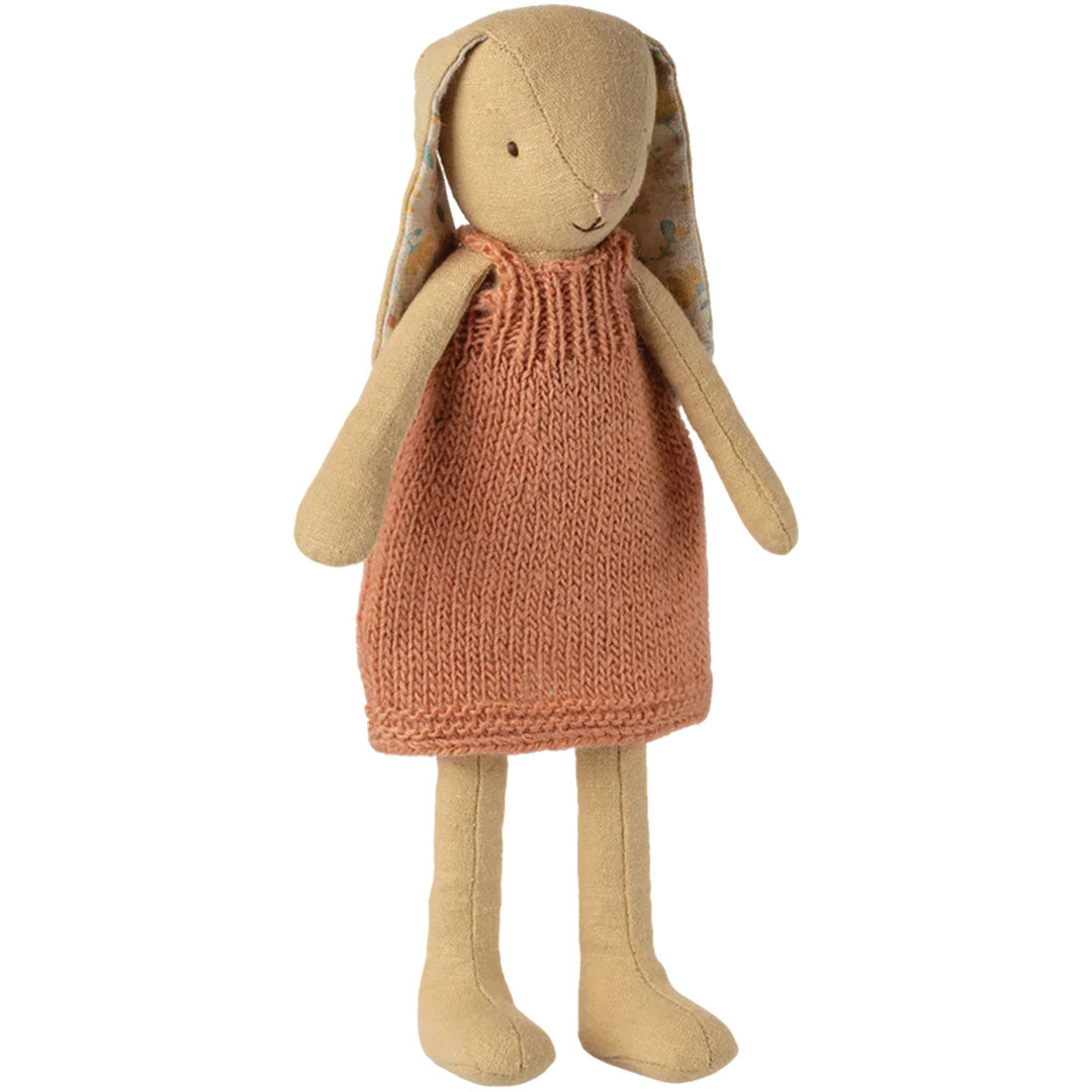 maileg knuffelkonijn met gebreid jurkje - cremegeel - 26cm | 16-6200-00 | 1