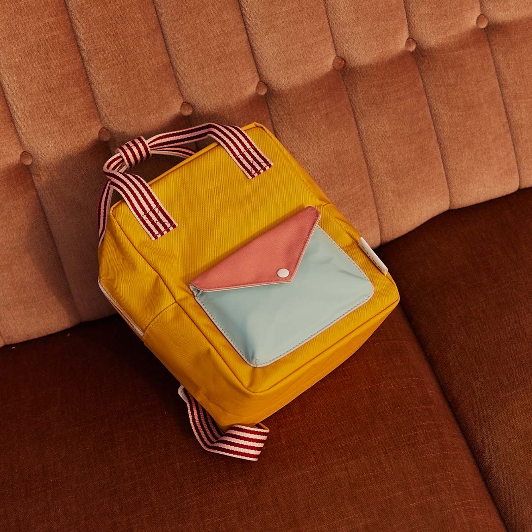 1802302-sticky-lemon-peuterrugzak-envelope-submarine-yellow-26-cm_5