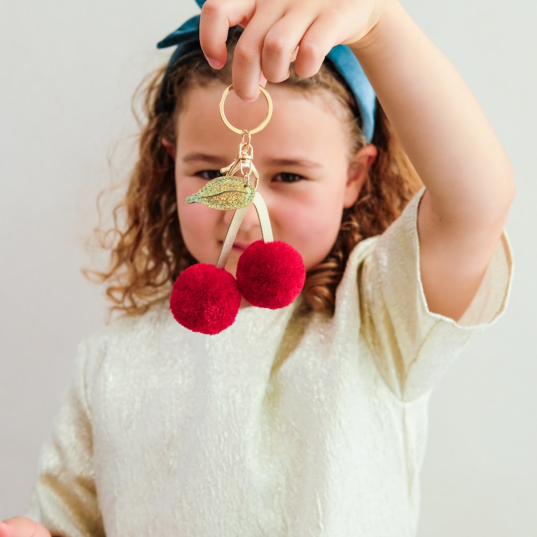 mimi & lula sleutelhanger pom pom cherries