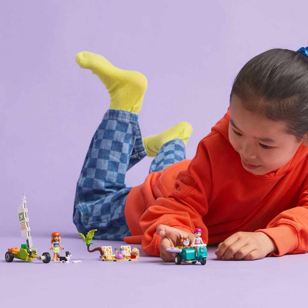 LEGO friends surf- en scooterplezier met de honden