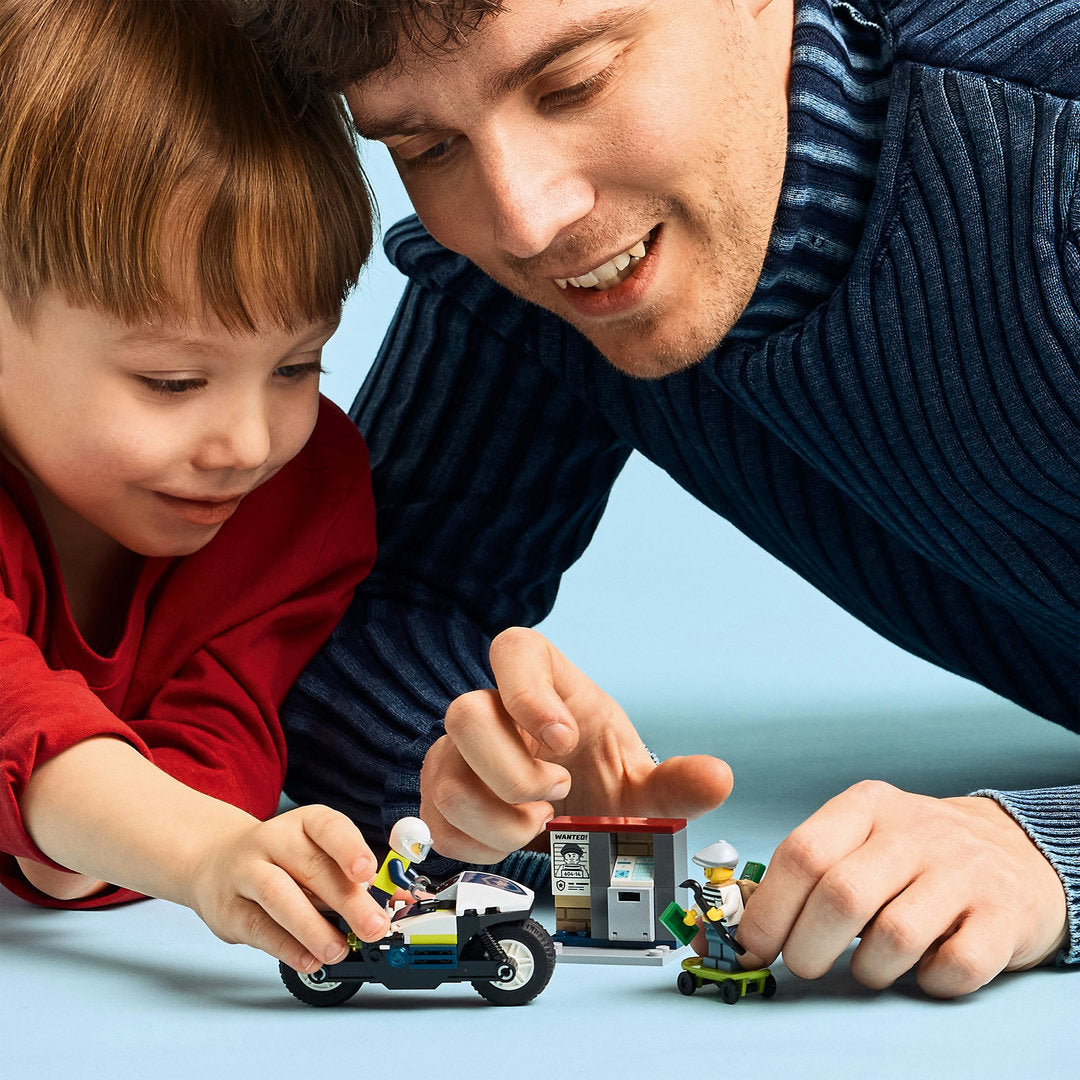 LEGO city achtervolging op politiemotor