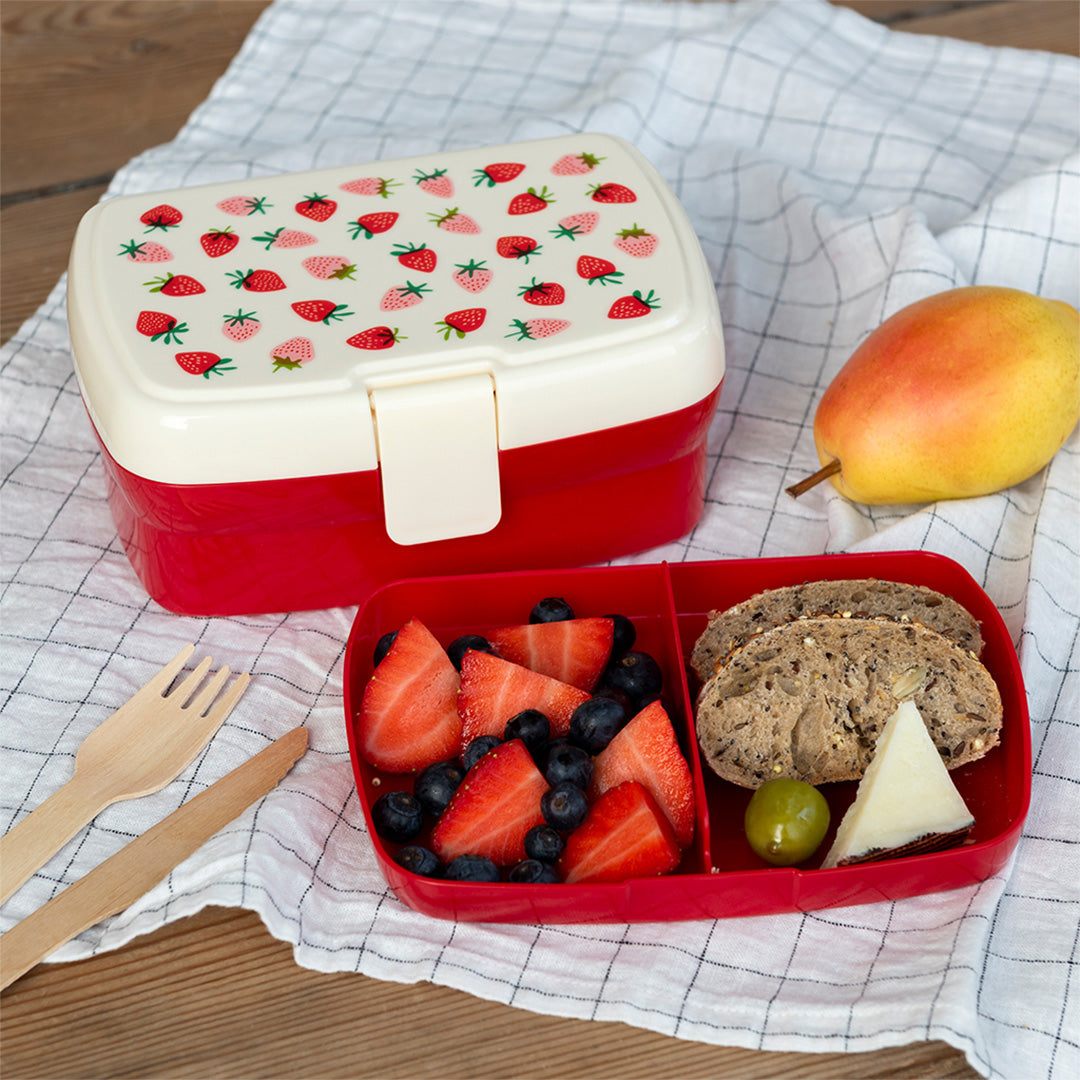 rex london broodtrommel met vakjesblad little strawberry | REX31953 | 3