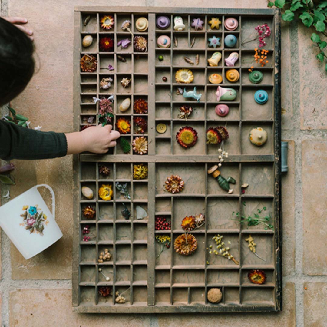 grapat houten bloemenweide - 18st | 26-285 | 4