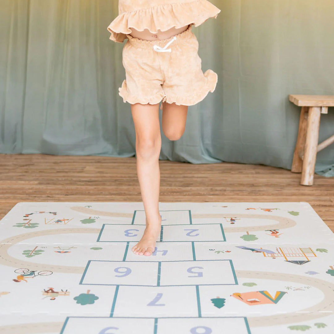 4895250601574 | play&go 3-in-1 foam speelmat tiloo - hopscotch - 120x180 cm | 2