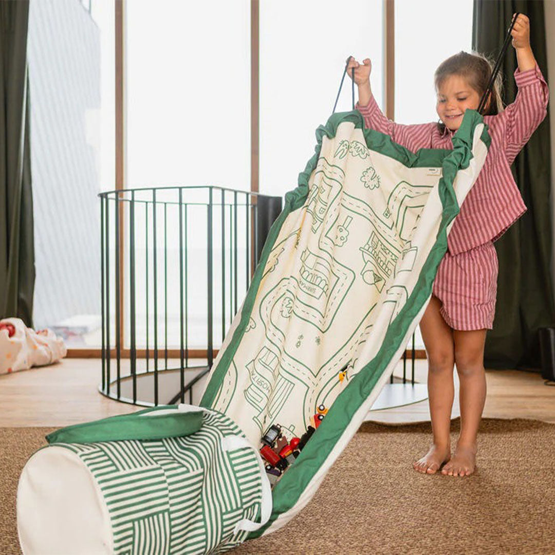 4895250601604 | play&go opbergmand en speelkleed soo - road | 3