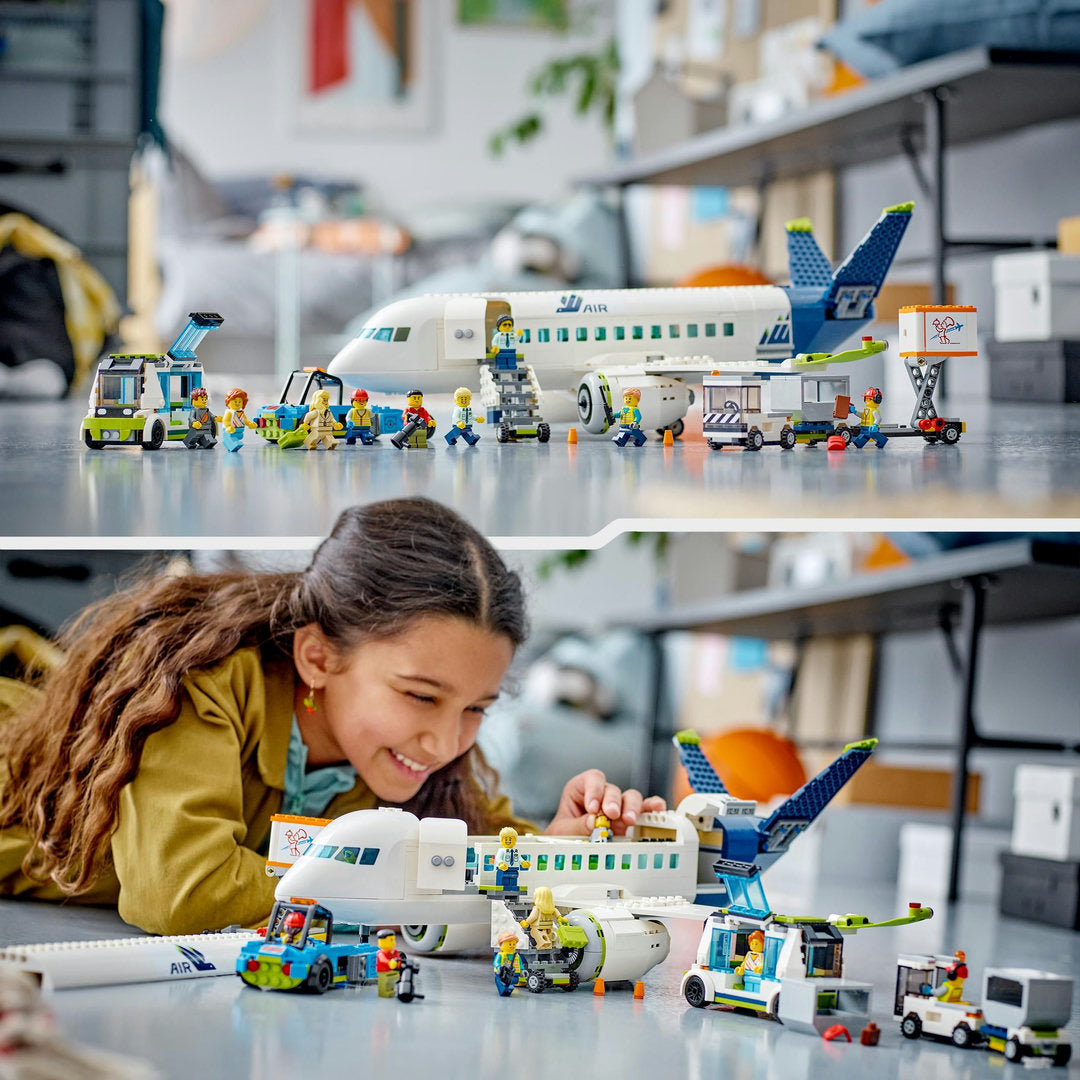LEGO city passagiersvliegtuig  bouw- en speelset (930 onderdelen)