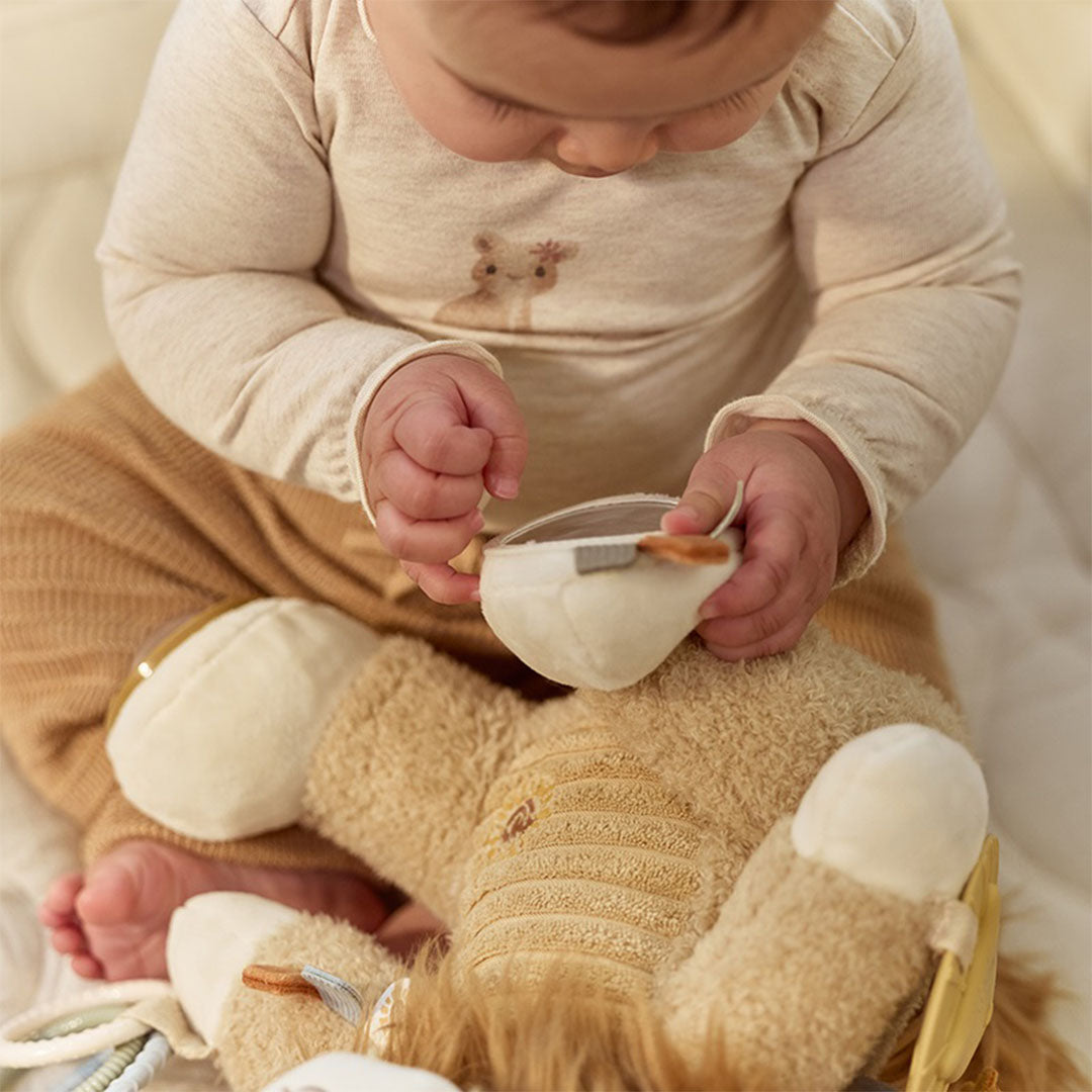 little dutch activiteitenknuffel leeuw - safari friends | LD8321 | 6
