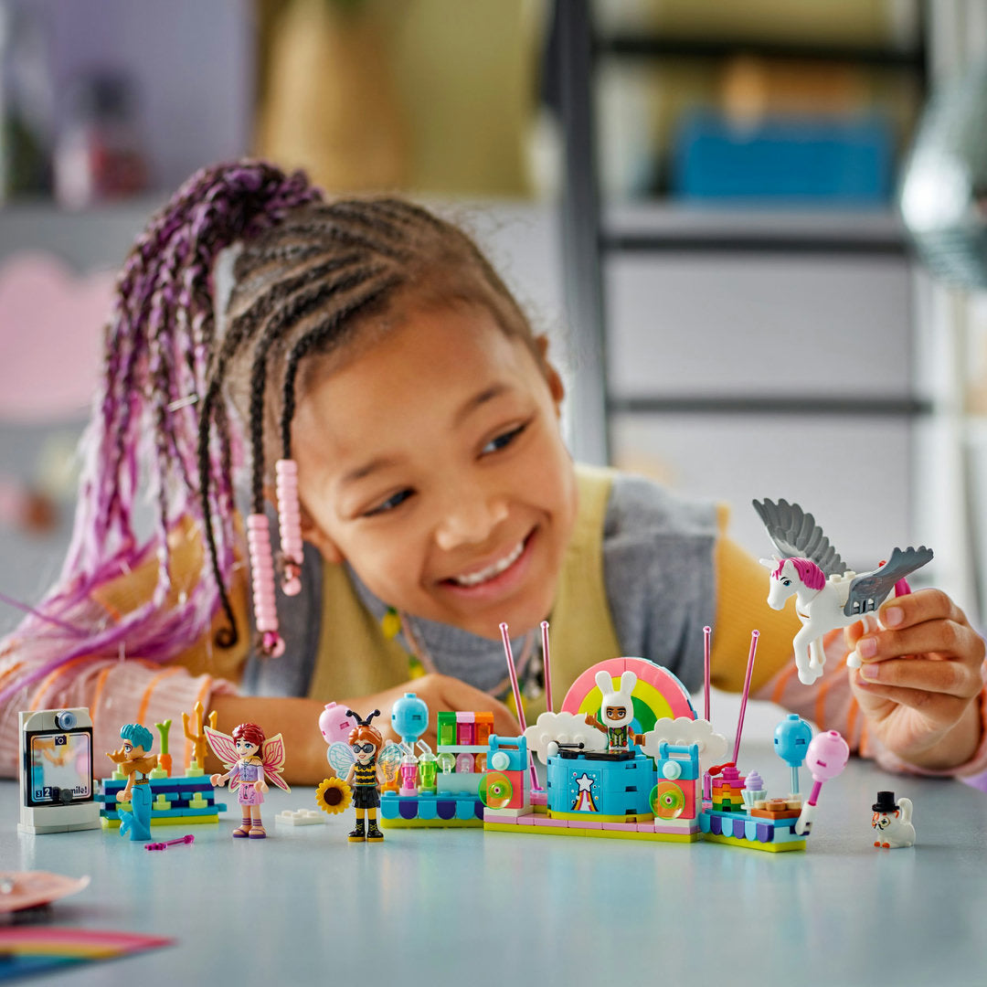 LEGO friends verkleedfeestje met eenhoorn en fee