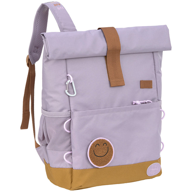 Schuine weergave van de lässig paarse schoolrugzak met oprolbare bovenkant en smiley patch.