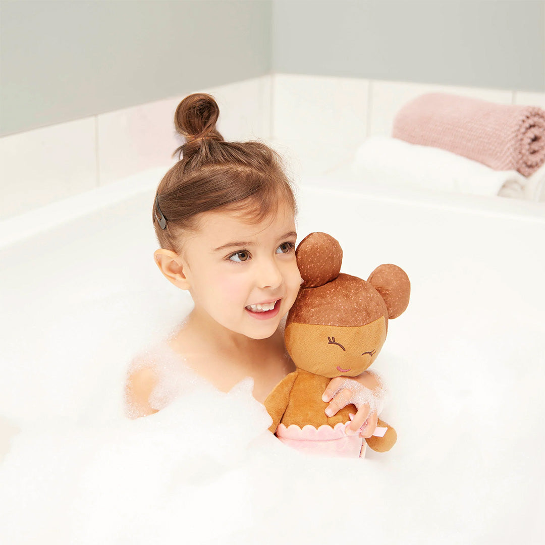 lullababy badpop pluche met accessoires - bruin meisje - 35,5 cm | LBY7236 | 2