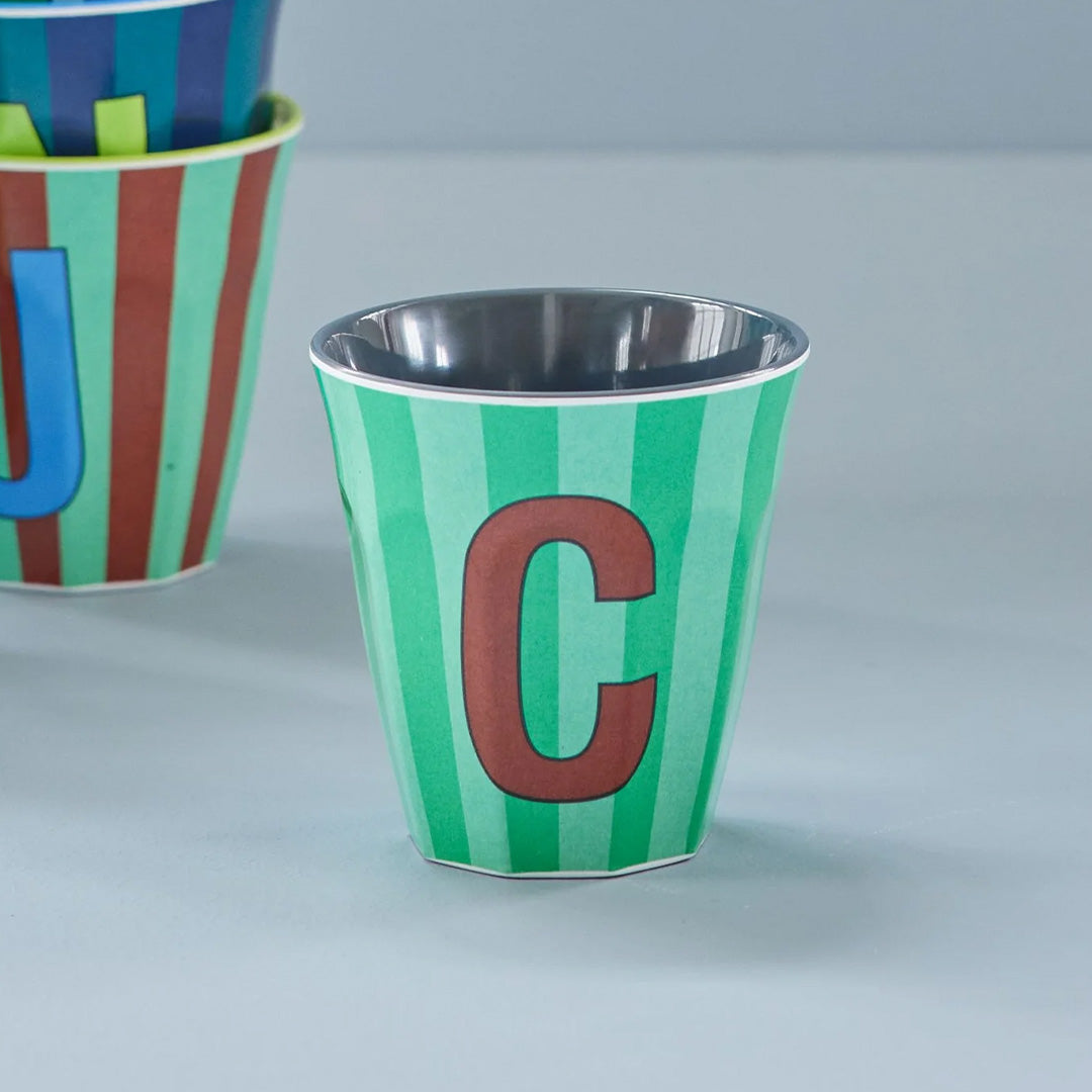 rice alfabetbeker C - streepjes - groen - 250 ml | MELCU-ALPSTRCB | 2