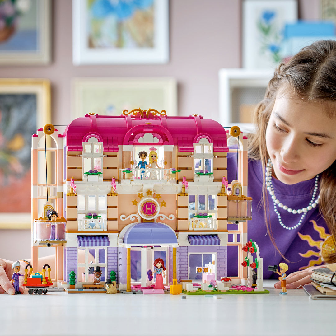 lego friends heartlake city grand hotel | 42704 | 4