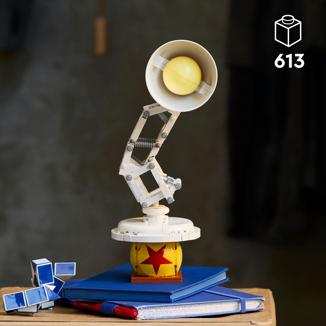 LEGO ideas ǀ disney pixar luxo jr. displaymodel