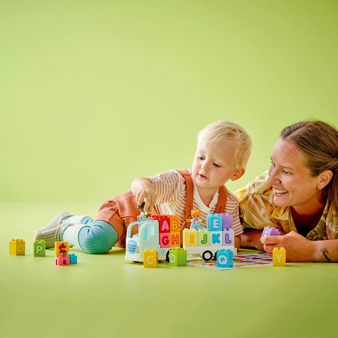 LEGO DUPLO stad alfabetvrachtwagen