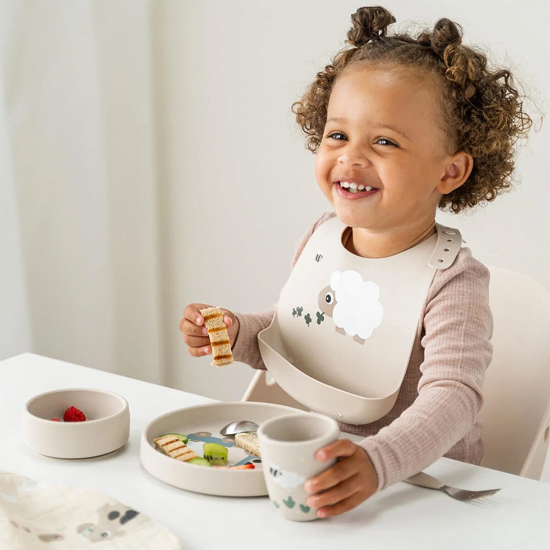 done by deer kinderservies met zuignap tiny farm - sand - 3-delig | 1569869 | 2