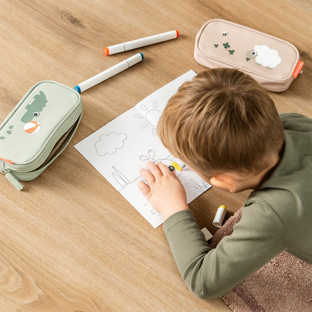 done by deer pennenetui tiny farm - powder | 7063211 | 2