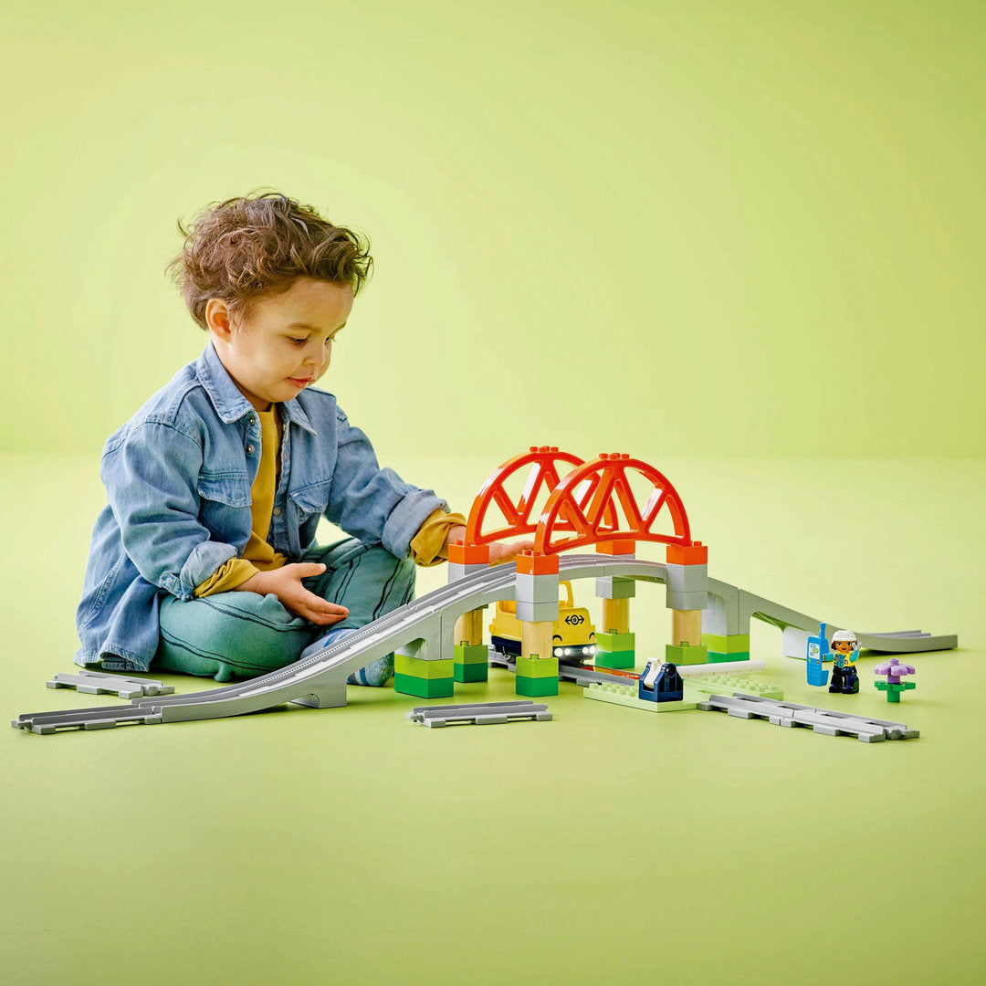LEGO DUPLO stad treinbrug en rails uitbreidingsset