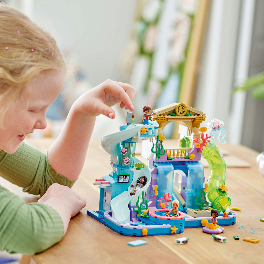 LEGO friends heartlake city waterpark speelset
