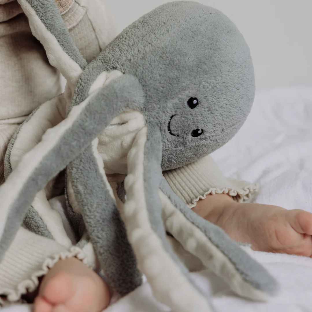 flow amsterdam knuffeloctopus met hartslag - 30 cm | 2195027 | 1