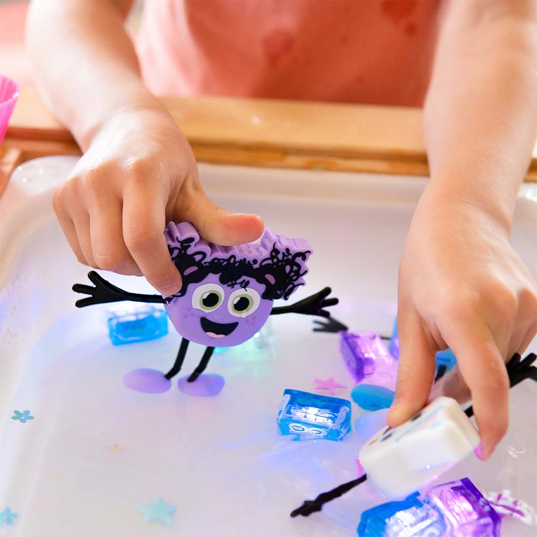 glo pals lichtgevend badspeelgoed - lumi | GP-FIN-CHAR-LUMI | 2