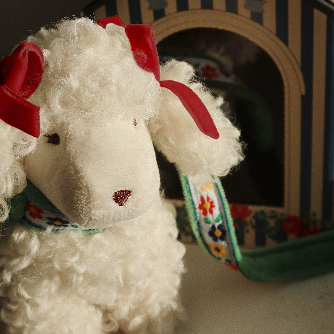 konges sløjd knuffelpuppy met hondenhok  | KS102080 | 1