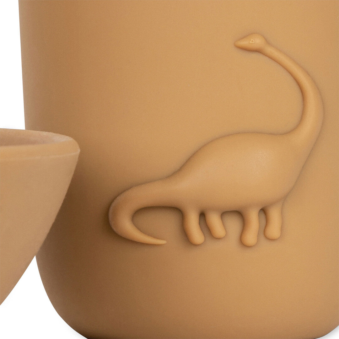 konges sløjd siliconen kinderbord en beker dino - almond | KS4417-ALMOND | 1