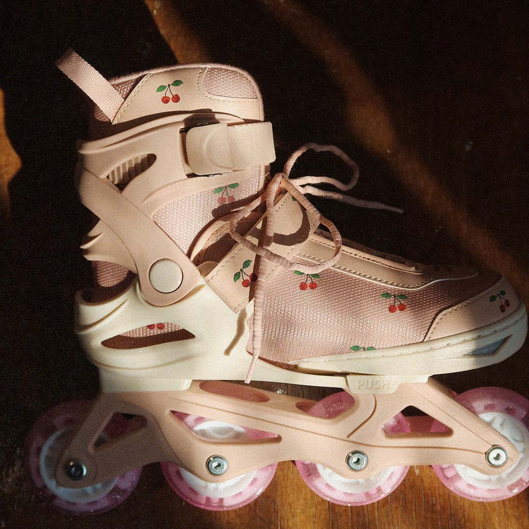 konges sløjd kinderskeelers met lichtjes - cherry blush - maat 26-31 | KS104417-CHERRY-26-31 | 2