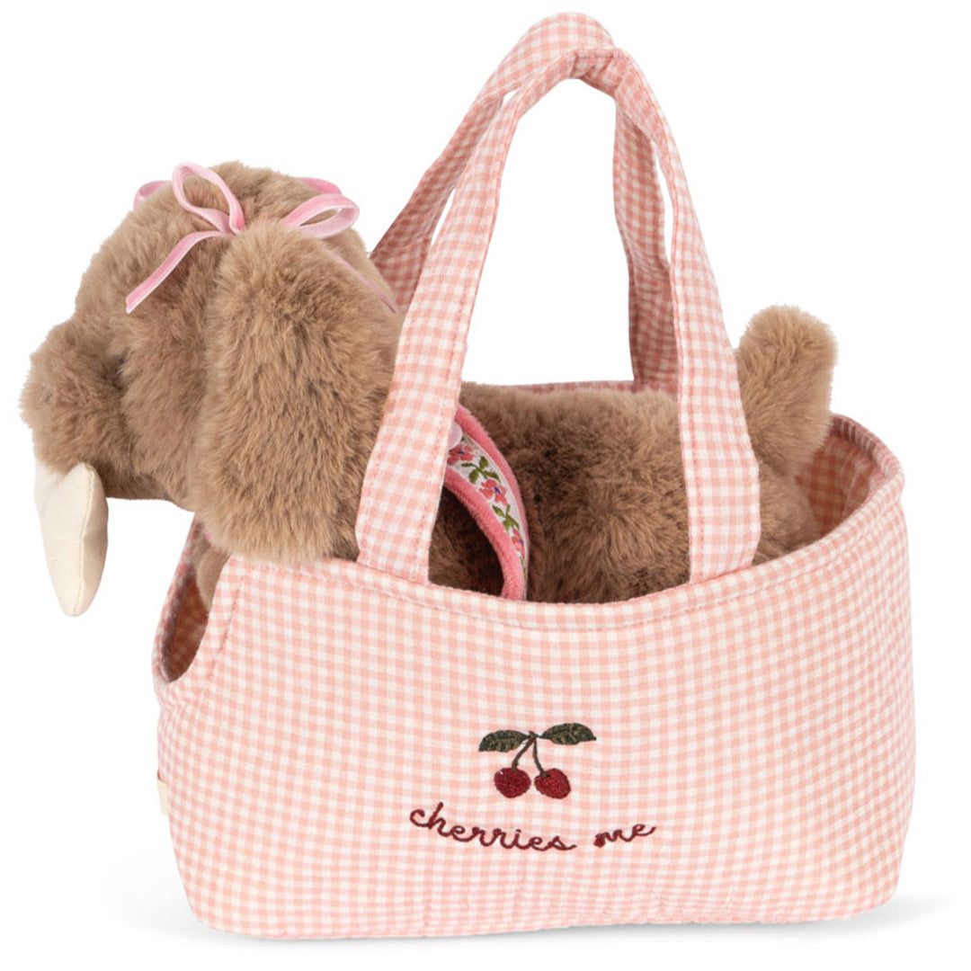 konges sløjd knuffelpuppy met draagtas - maude - 24 cm