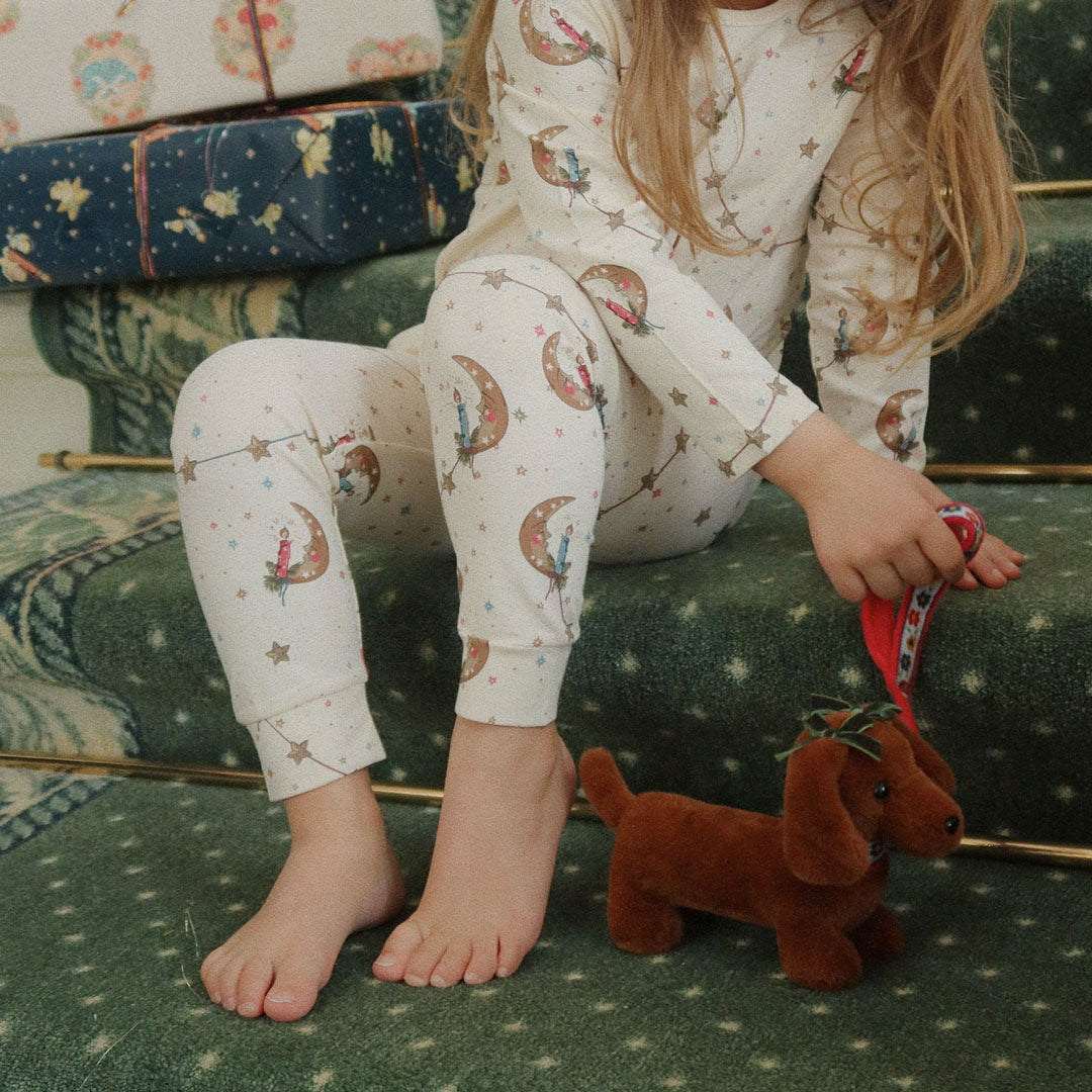 ks104247 | konges sløjd knuffelpuppy met hondenhok - teckel - 21 cm | 2