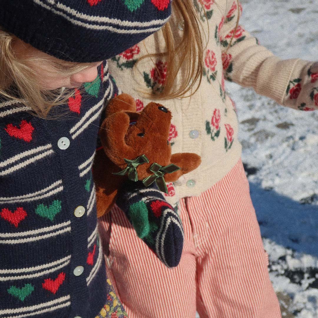 ks104247 | konges sløjd knuffelpuppy met hondenhok - teckel - 21 cm | 3