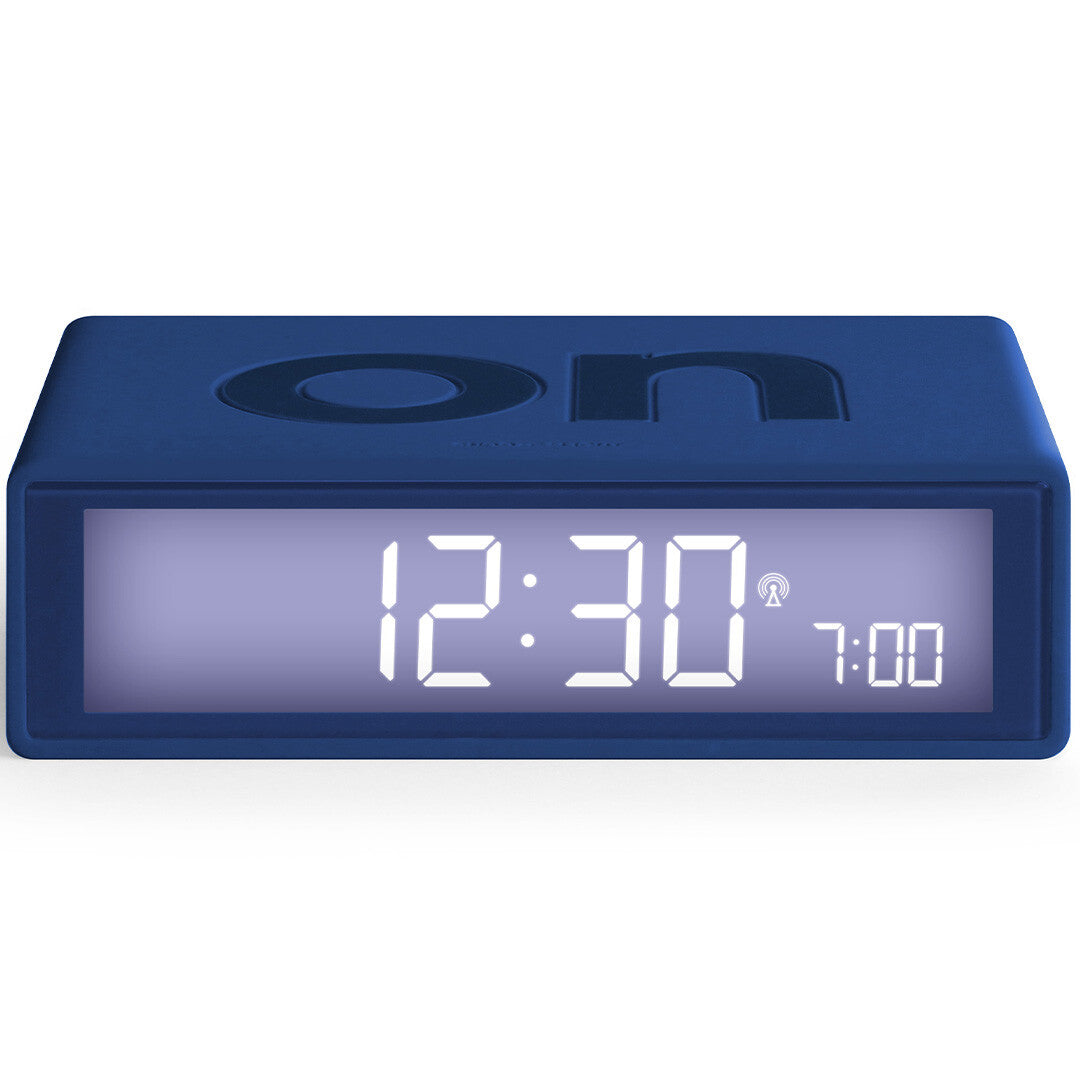 lexon flip classic digitale wekker - dark blue | LR157DB9 | 4