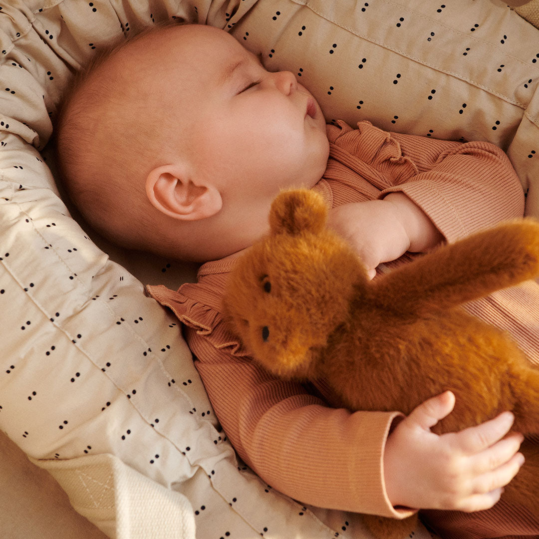 liewood knuffelbeer binnie - golden caramel -  16 cm | 3