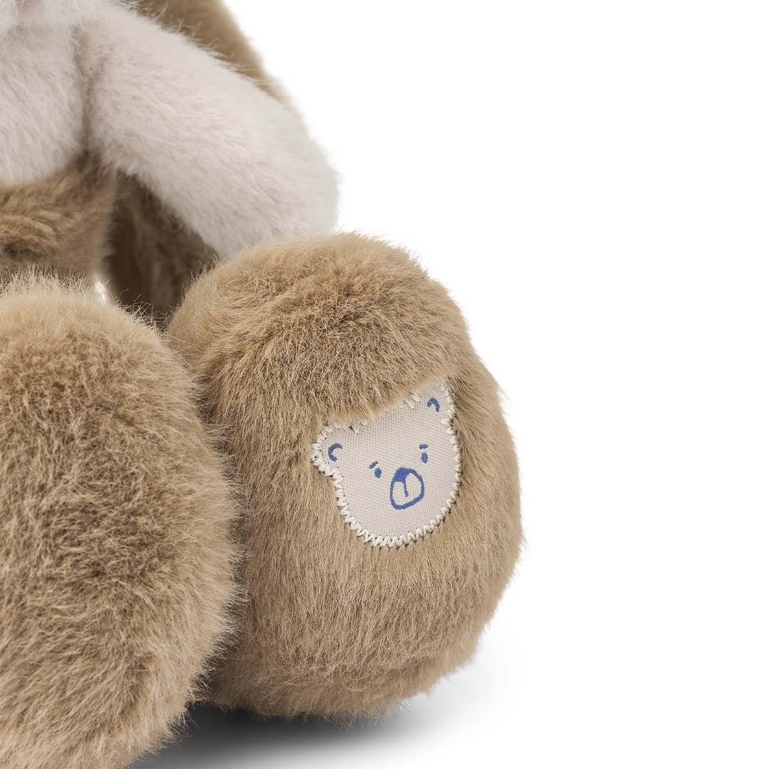 liewood knuffelkangoeroe met baby kelly - dune - 31 cm | LW20524 | 2