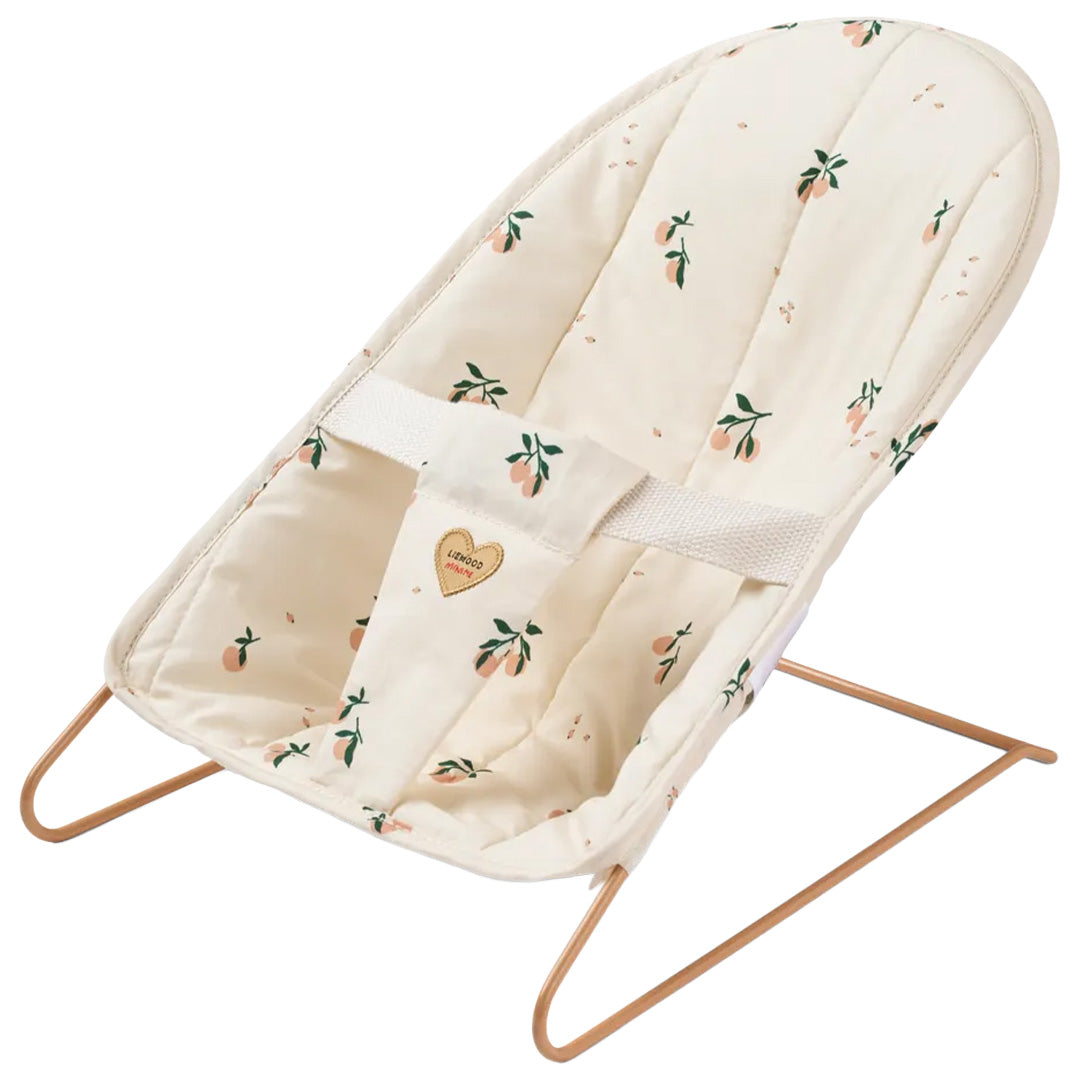 liewood poppenwipstoel mabel - peach - seashell | LW19757-3229