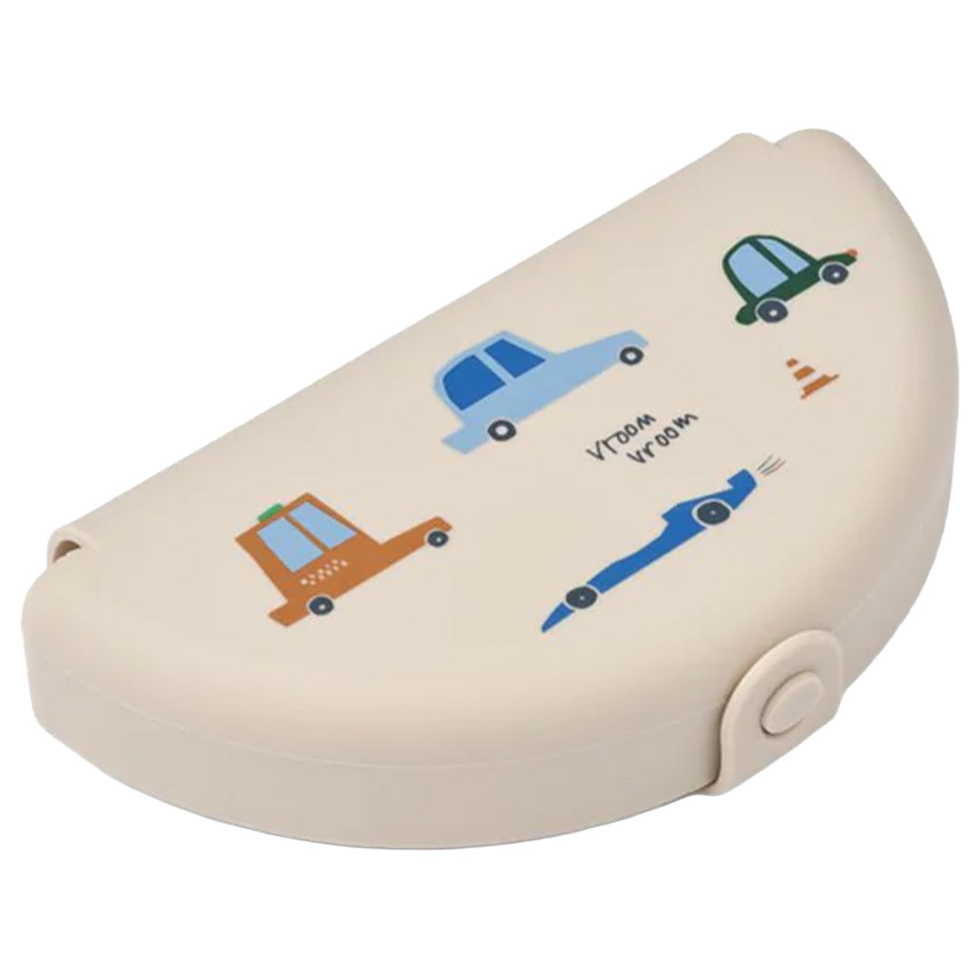 liewood siliconen snackdoos eugene - cars - sandy | LW19265\2780 | 