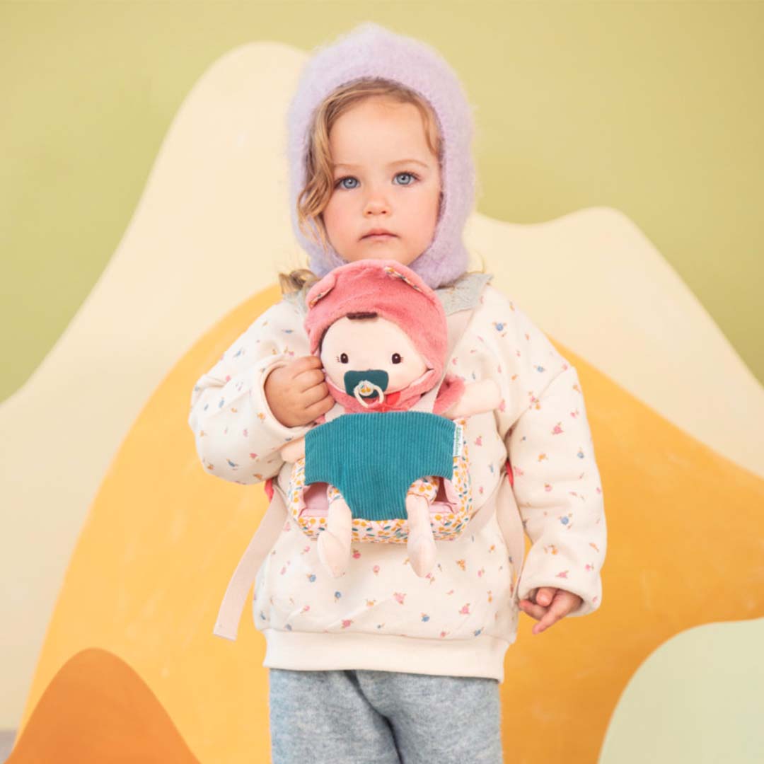 lilliputiens lappen pop met draagzak - jeanne | 22.83634 | 2