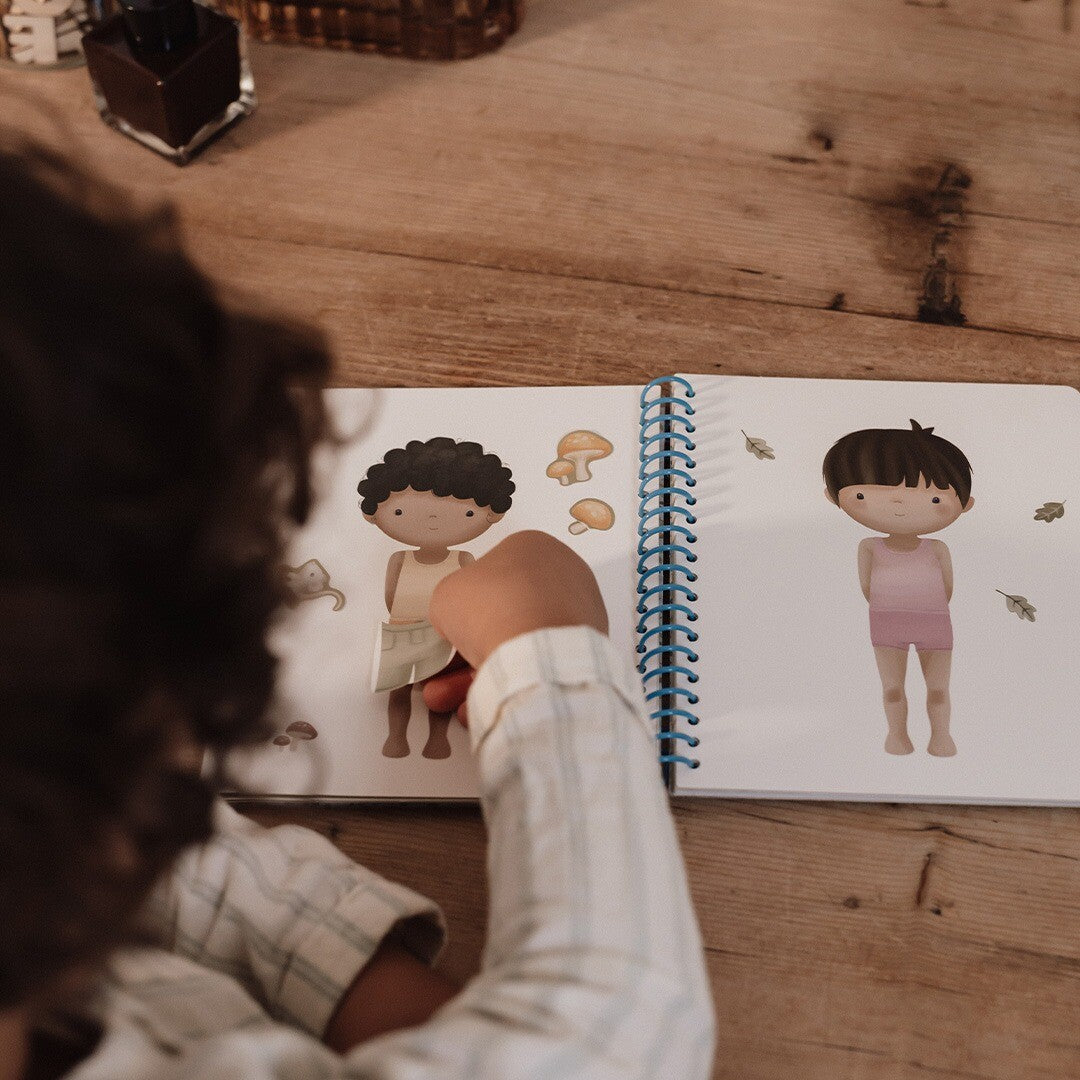 little dutch aankleedboek forest friends | 126331 | 3