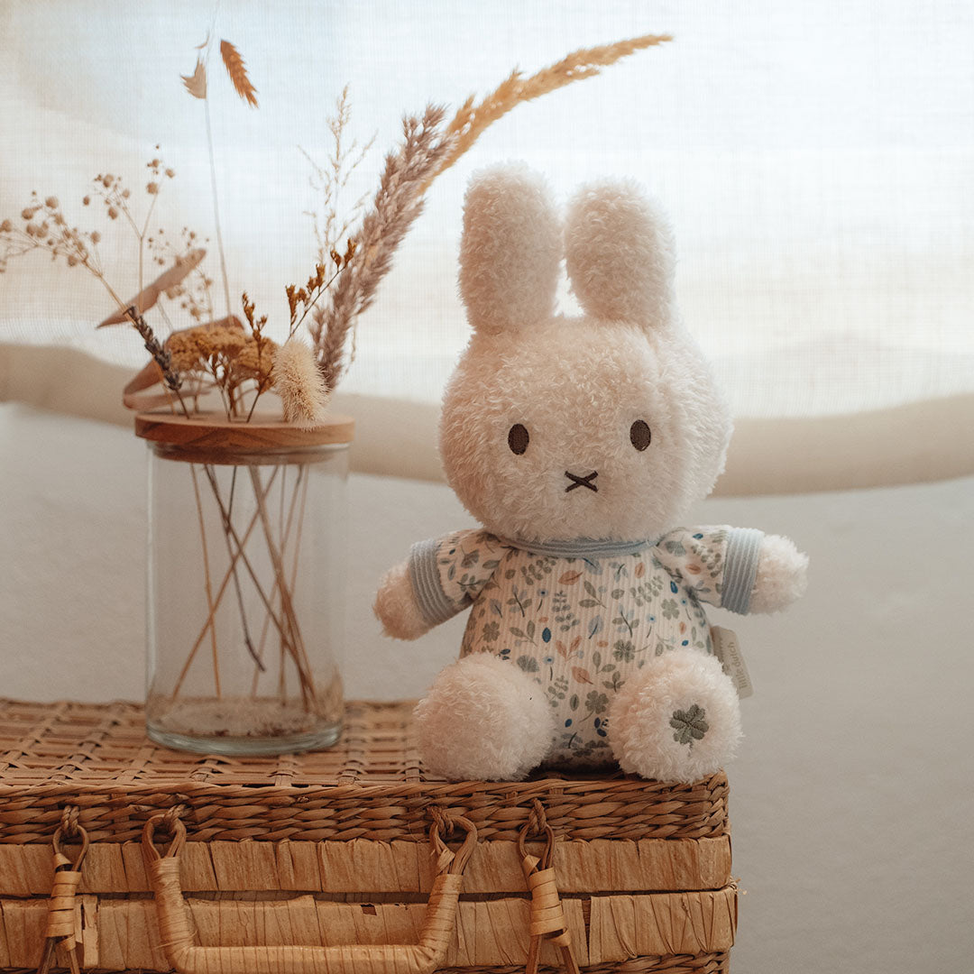little dutch knuffelkonijn nijntje - lucky leaves - 20 cm | NIJN451 | 7