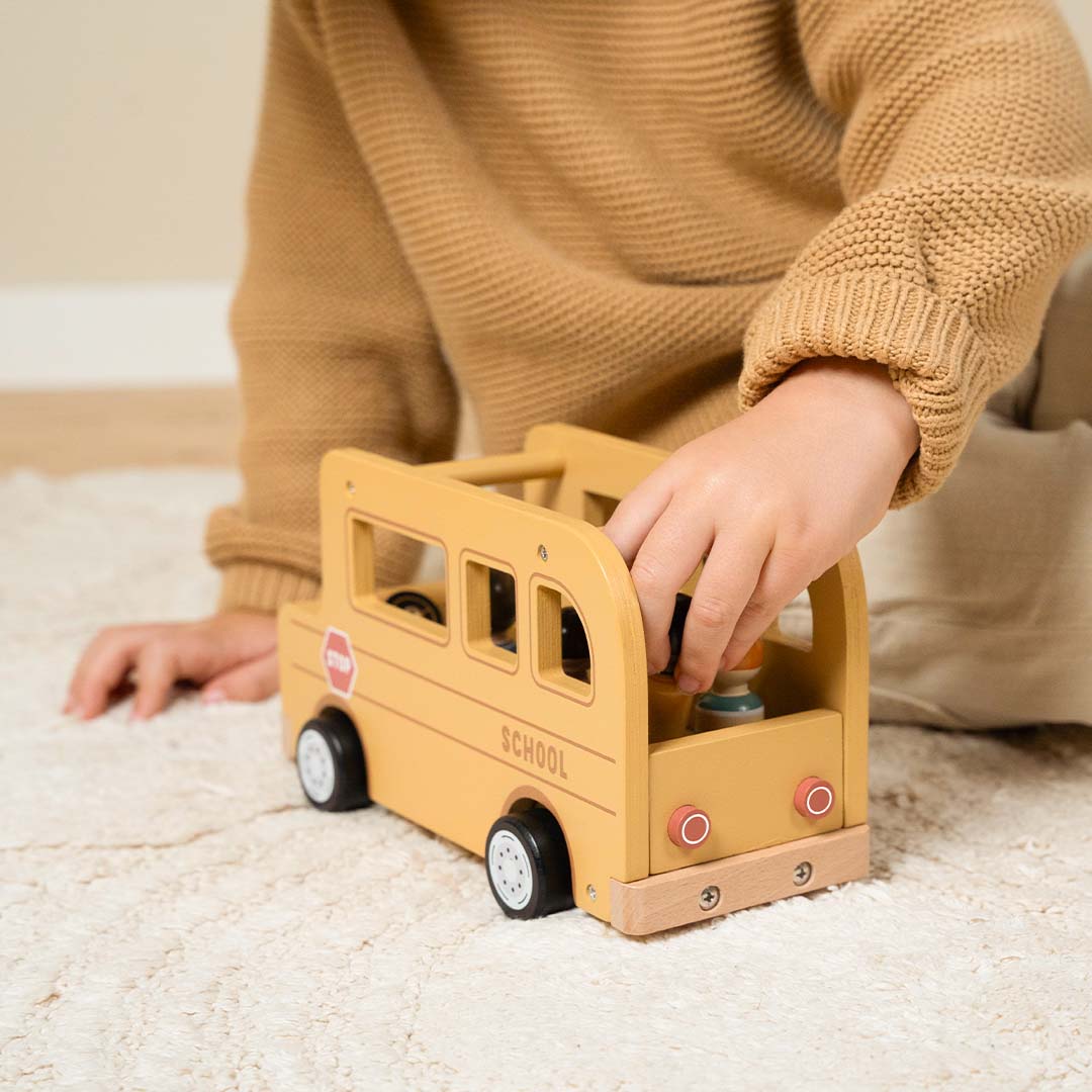 little dutch schoolbus met poppetjes | LD8023 | 5