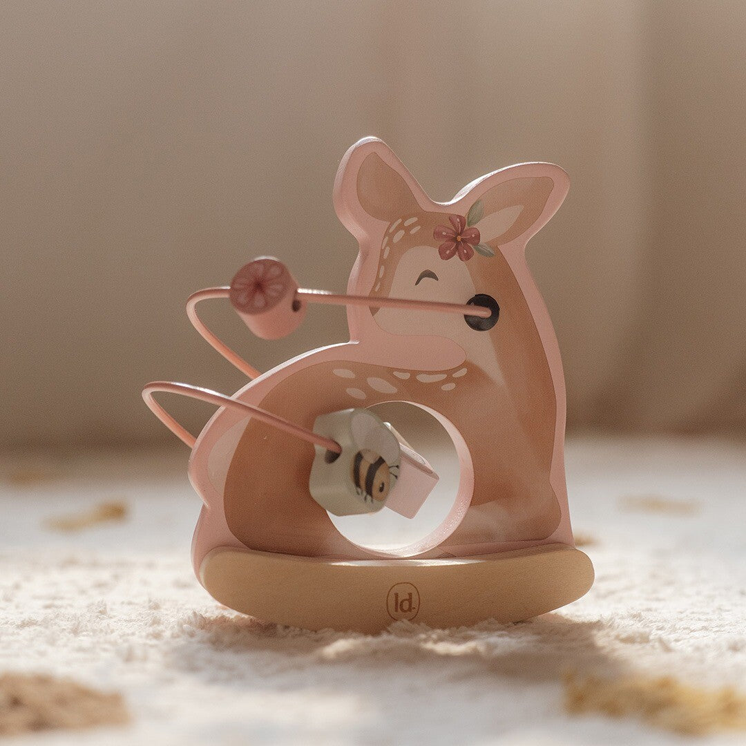 little dutch wiebeldier met activiteitenlooping fairy garden   | LD7334 | 1
