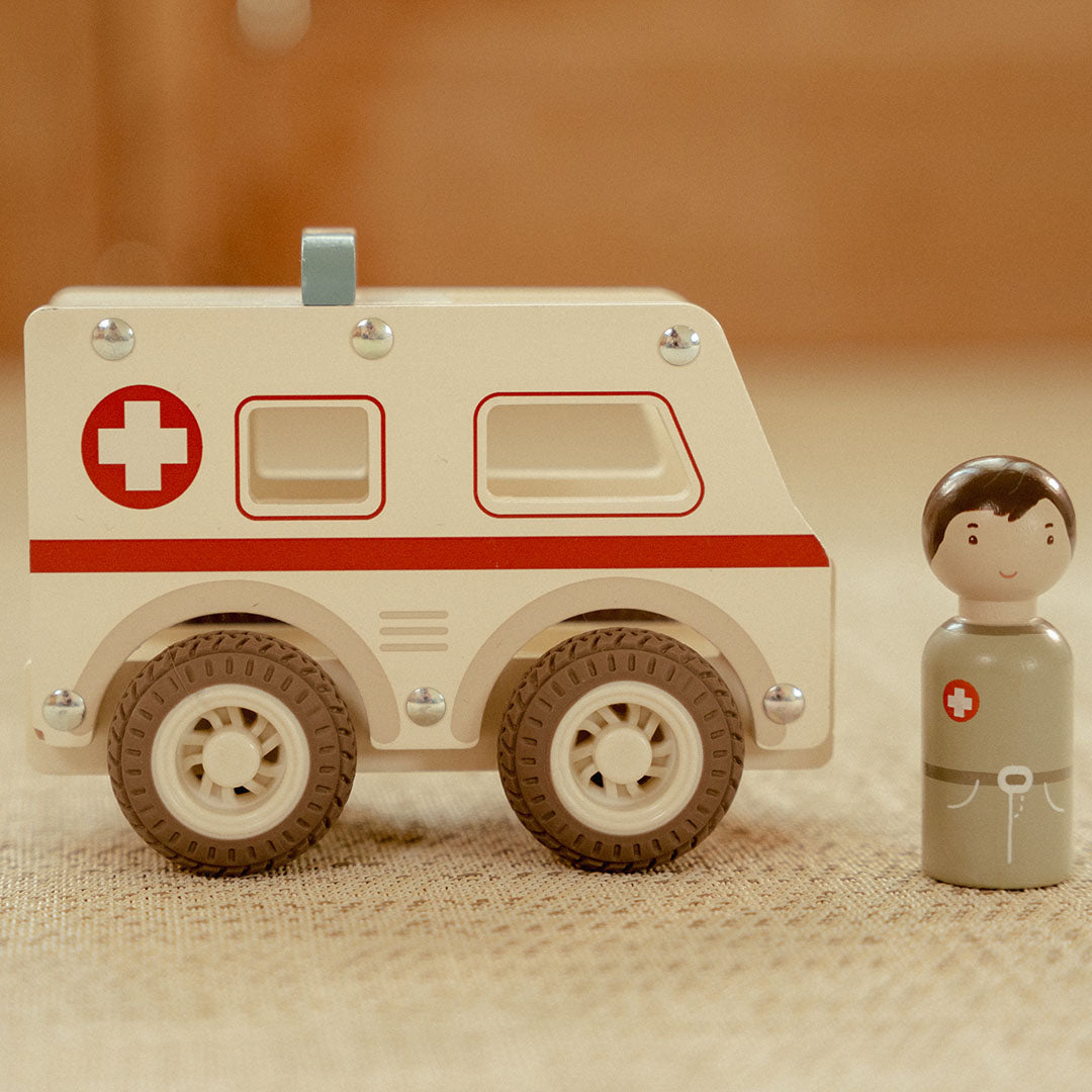 little dutch ambulance met verpleegkundige | LD2527 | 1