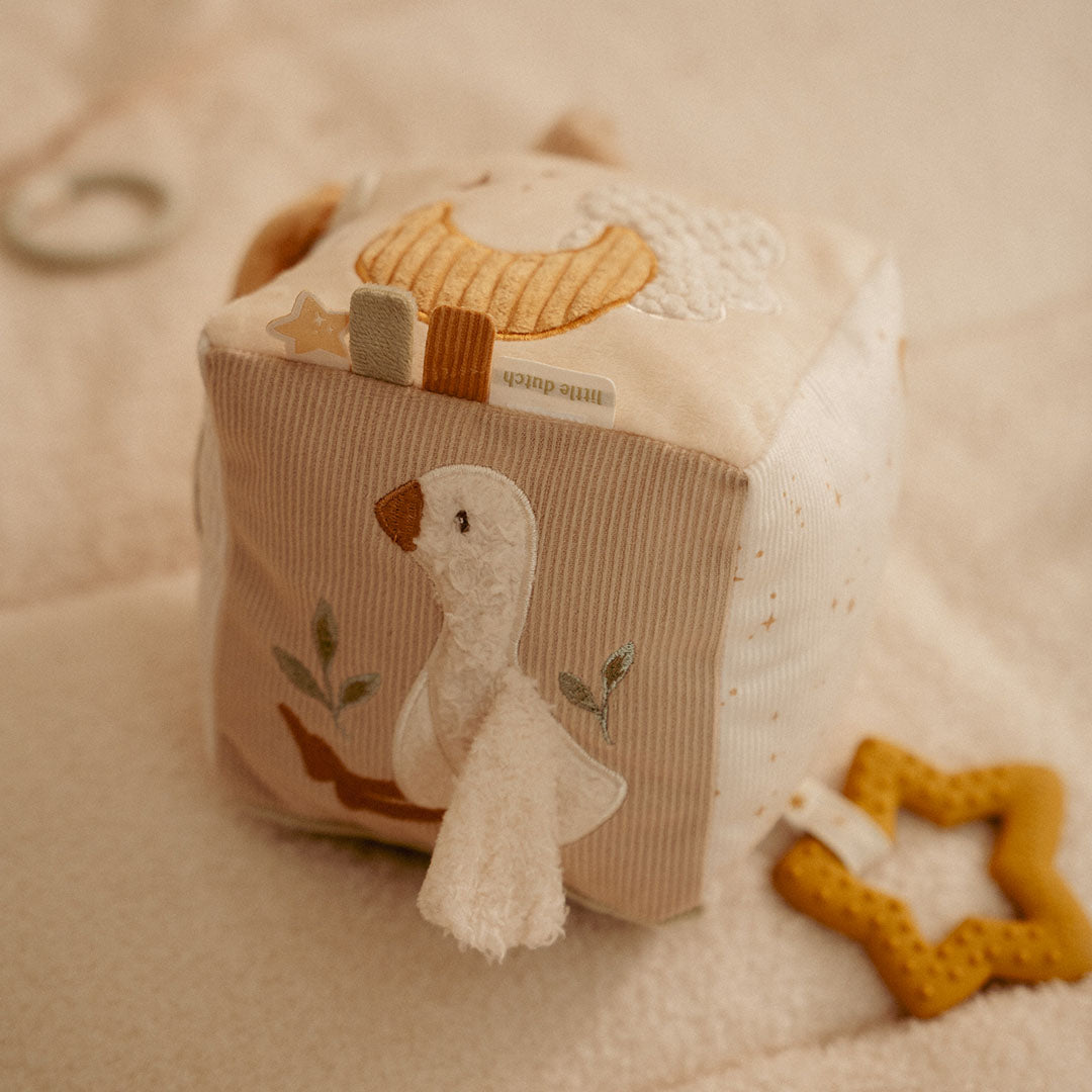 little dutch activiteitenkubus newborn naturals | LD8409 | 5