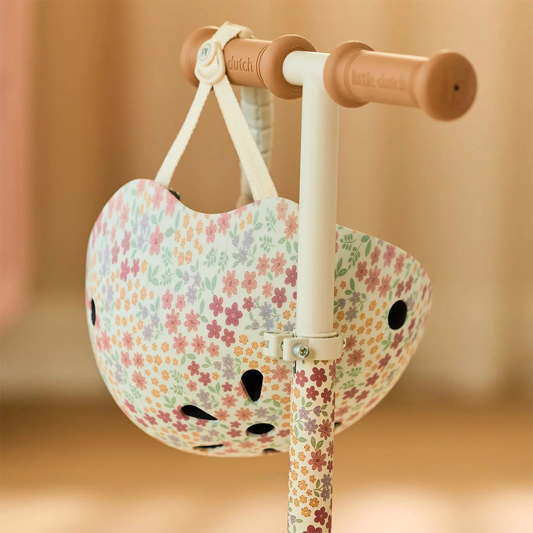 little dutch kinderhelm sunny flower - gebroken wit - 2-6 jaar | LD6086.OFFWHITE | 2