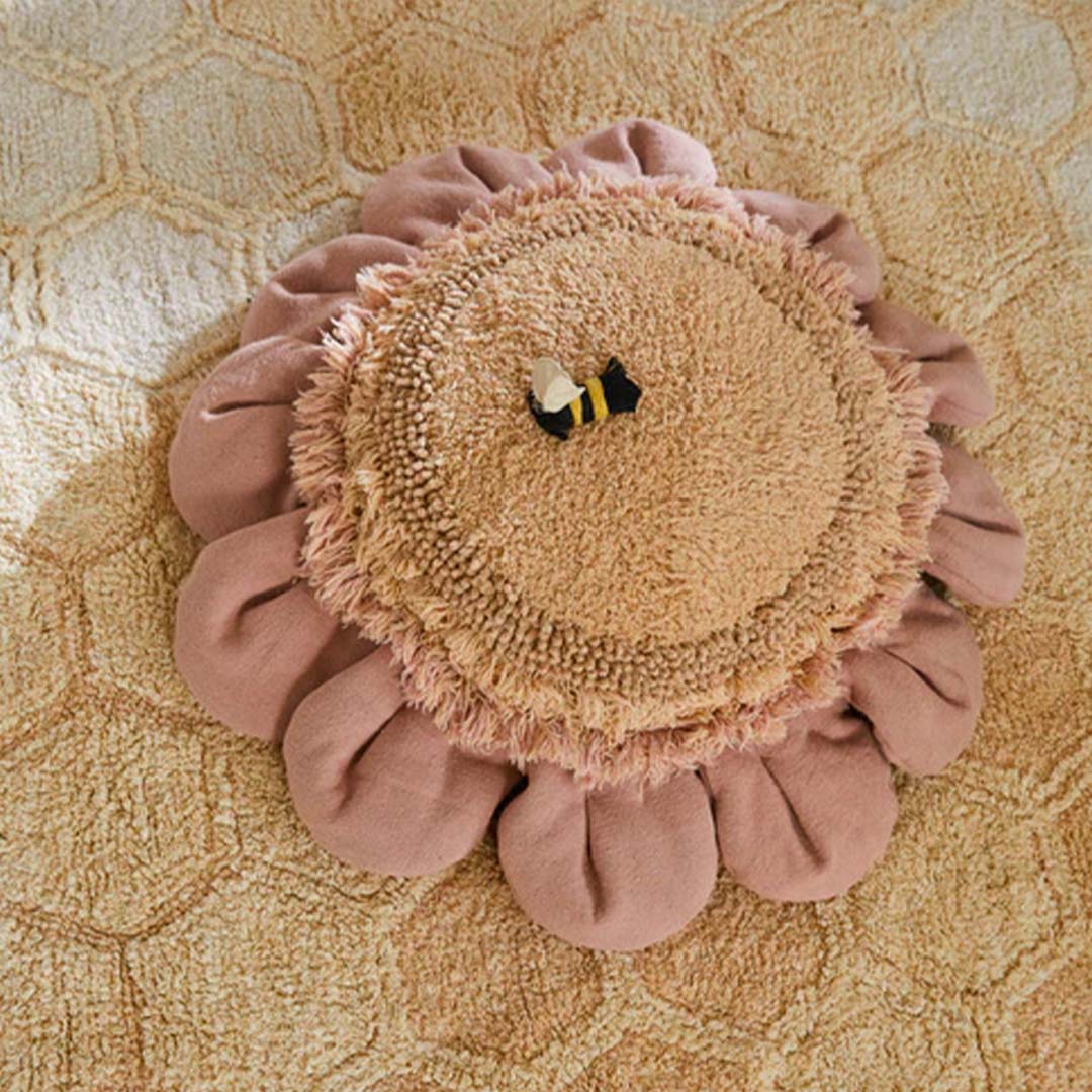 lorena canals vloerkussen pink daisy - Ø70 cm | SC-DAISY-PK | 1