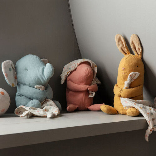 maileg knuffelkonijn met knuffeldoekje en muziek - 32 cm | 16-1972-00 | 1