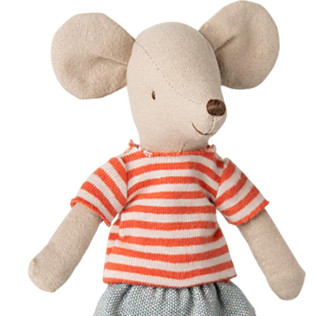 maileg knuffelmuis grote zus met magneten -  denim rok - 13 cm | 17-5203-00 | 3