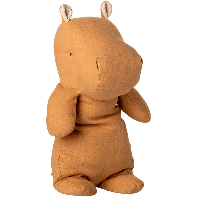 Maileg knuffelnijlpaard uit de Safari Friends collectie, staand.