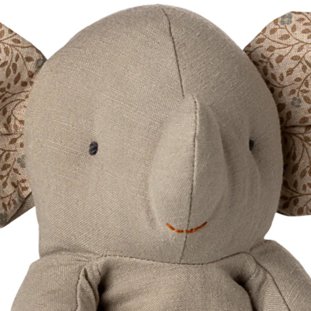 maileg knuffelolifant safari friends - iron grey - 25 cm | 16-5612-00 | 1