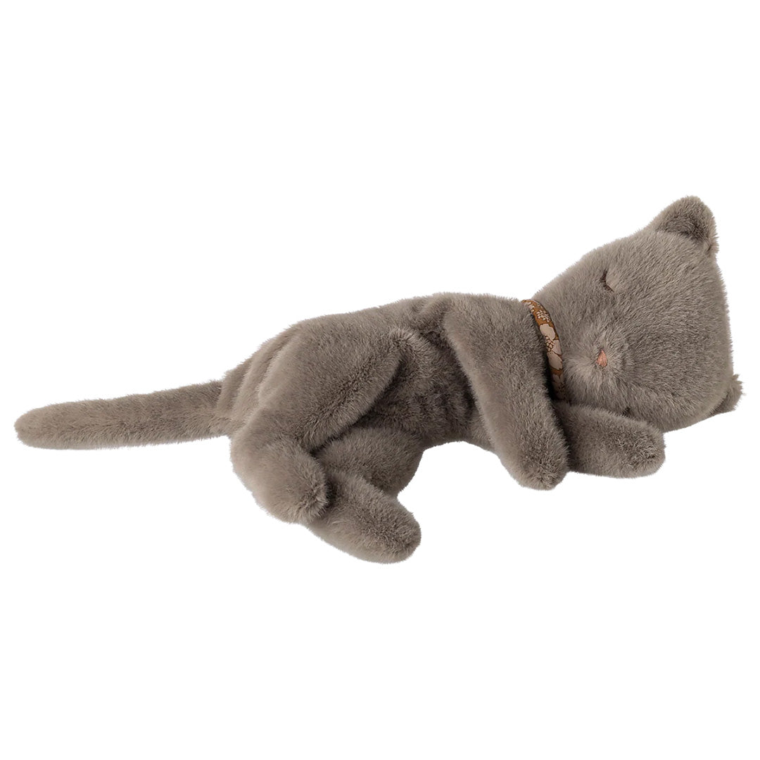 maileg knuffelpoes sleeping kitten - grey - 35 cm